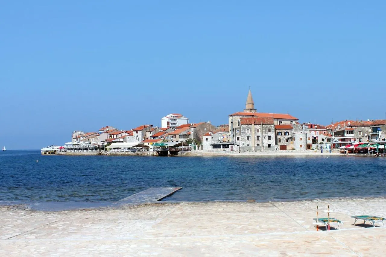 Apartments By The Sea Umag - 7189 Croatia